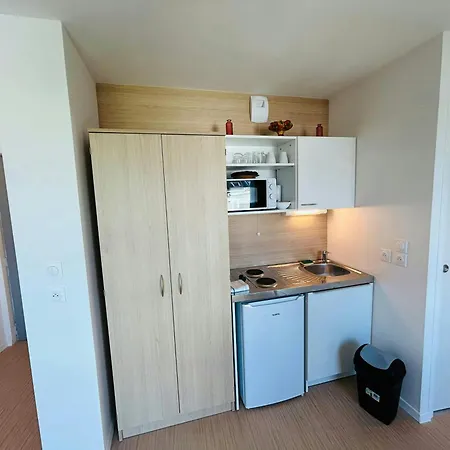 Apartment We Live In R - 101