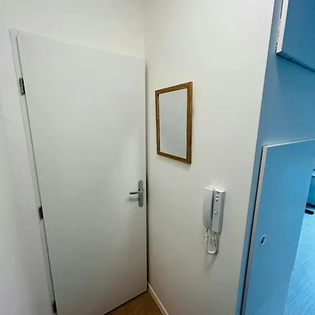 Apartment We Live In R - 101 *
